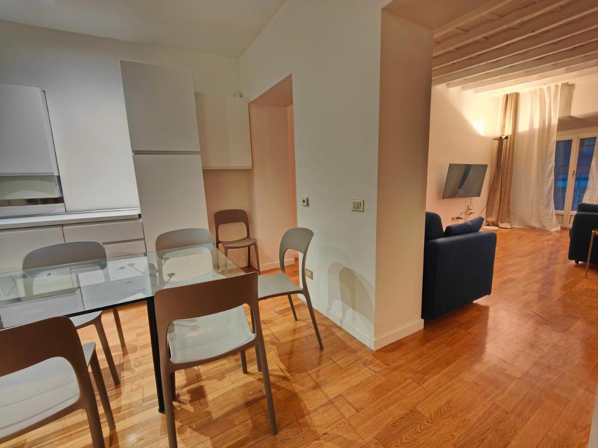Crocetta - Design Apartment With Terrace Milan Exterior photo